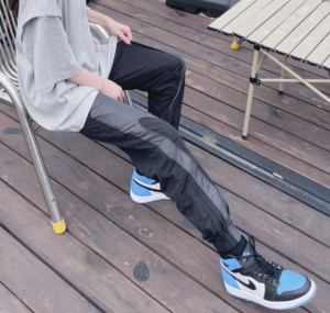 Giay Nike Air Jordan 1 Retro High 'UNC Toe' FD1437-400