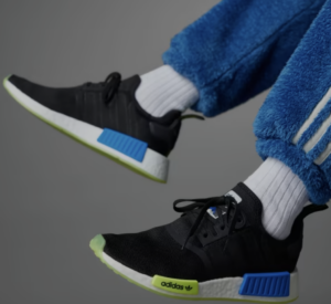 Giay Adidas NMD_R1 x Indigo Herz 'Into the Metaverse' IE1844
