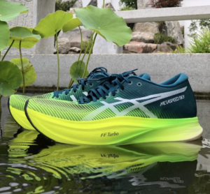 Giay Asics Metaspeed Sky+ 'Velvet Safety Yellow' 1013A115-300