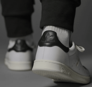 Giay Adidas Stan Smith Lux 'White Pantone' HP2201