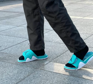 Dep Nike Jordan Hydro 4 'Retro' 705163-405