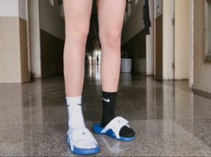 Dep Nike Air Jordan Hydro 12 'White French Blue' 820267-107