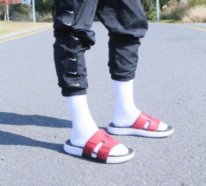 Dep Nike Jordan Hydro 8 'Red Black White' CD2803-601