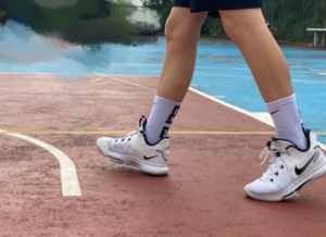 Giay Nike LeBron Witness 5 EP 'White Black' CQ9381-101