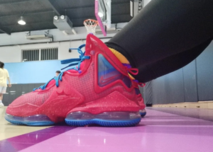 Giay Nike LeBron 19 EP 'King's Crown' DC9340-600