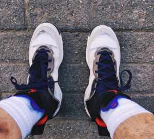 Giay Nike Air Jordan 37 'Light Bone Dark Concord' DD6958-060