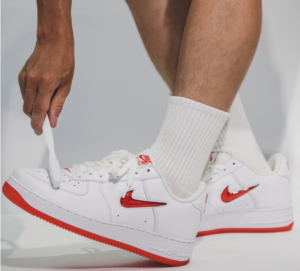 Giay Nike Air Force 1 'Colour Of The Month' FN5924-101