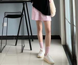 Giay Autry Medalist Low Goatskin 'White' AULW-GG04