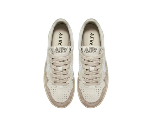 Giay Autry Medalist Low Nubuck Leather 'White' AULW-CN01
