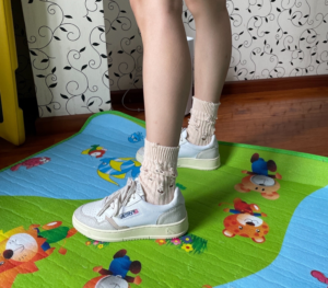 Giay Autry Medalist Low Nubuck Leather 'White' AULW-CN01