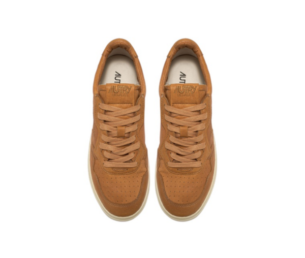 Giay Autry Medalist Low Goatskin 'Beige' AULM-GG22