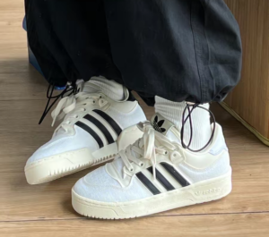 Giay Adidas Originals Rivalry Low 86 'White Black Silver' IE4849