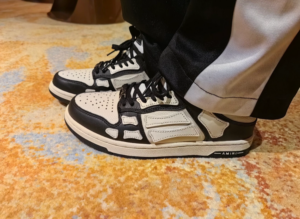 Giay Amiri Skel 'Black White' PXWFS002-004