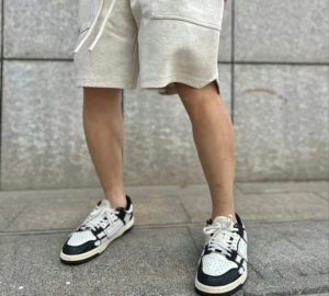 Giay Amiri Skel Top Low 'White Black' PXMFS002-004