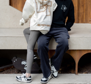 Giay Amiri Skel Top Low 'White Black' PXMFS002-004