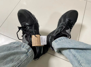 Giay Asics Gel-Venture 6 'Black' 1011B550-001