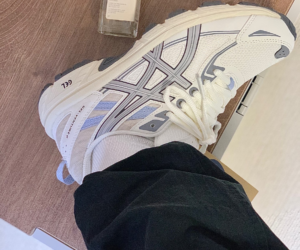 Giay Asics Gel-Venture 6 'Beige' 1012B359-101