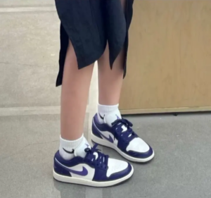 Giay Nike Air Jordan 1 Low 'Sky J Purple' 553558-515