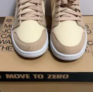 Giay Nike Air Jordan 1 Mid SE 'Muslin Canvas' DV0427-102