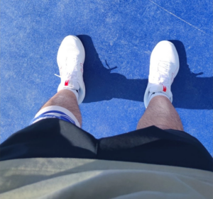 Giay Asics Gelhoop V15 'White Classic Red' 1063A063-104