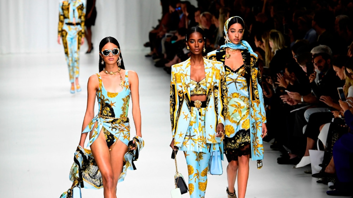 Hinh anh 3: Tai sao tui Versace Jeans Couture lai duoc ua chuong den vay?