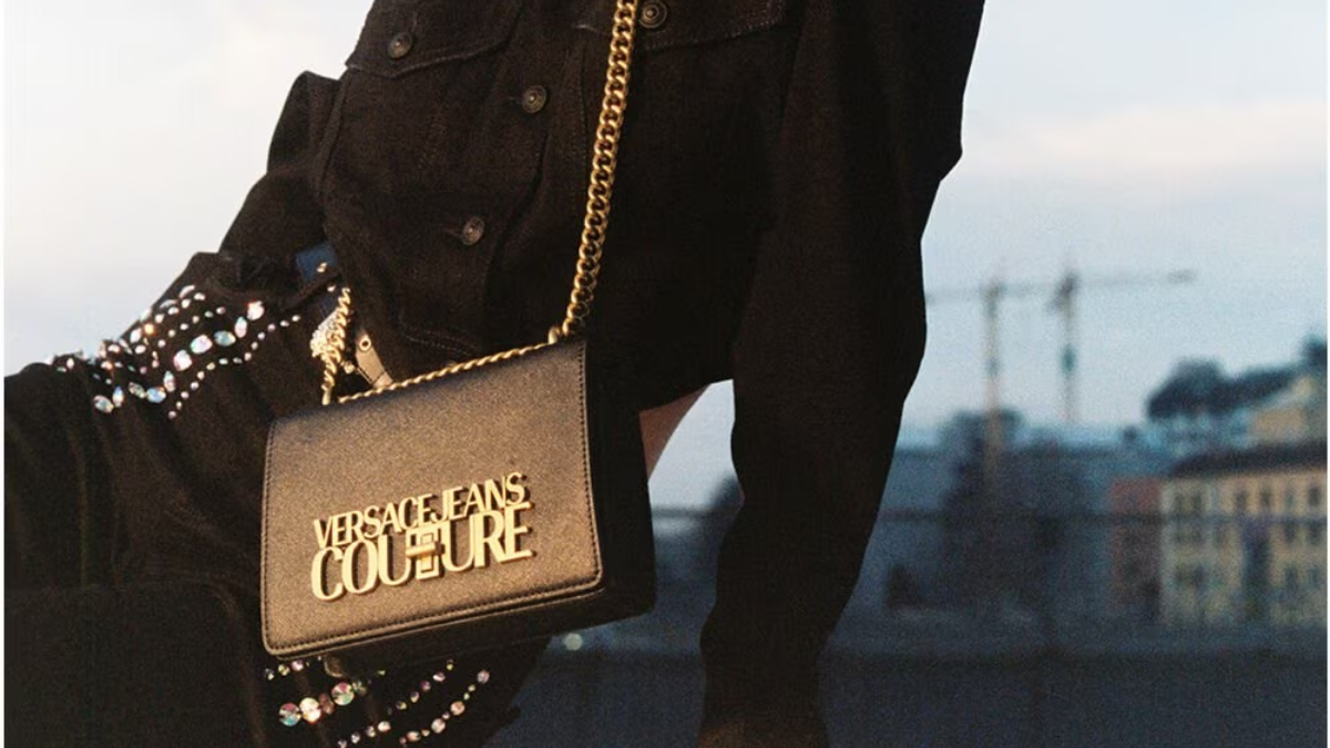 Hinh anh 8: Tai sao tui Versace Jeans Couture lai duoc ua chuong den vay?