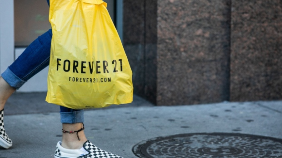 Thời trang nhanh là gì và tại sao nó trở thành một vấn nạn? Hinh anh 2: Thoi trang nhanh la gi va tai sao no tro thanh mot van nan?