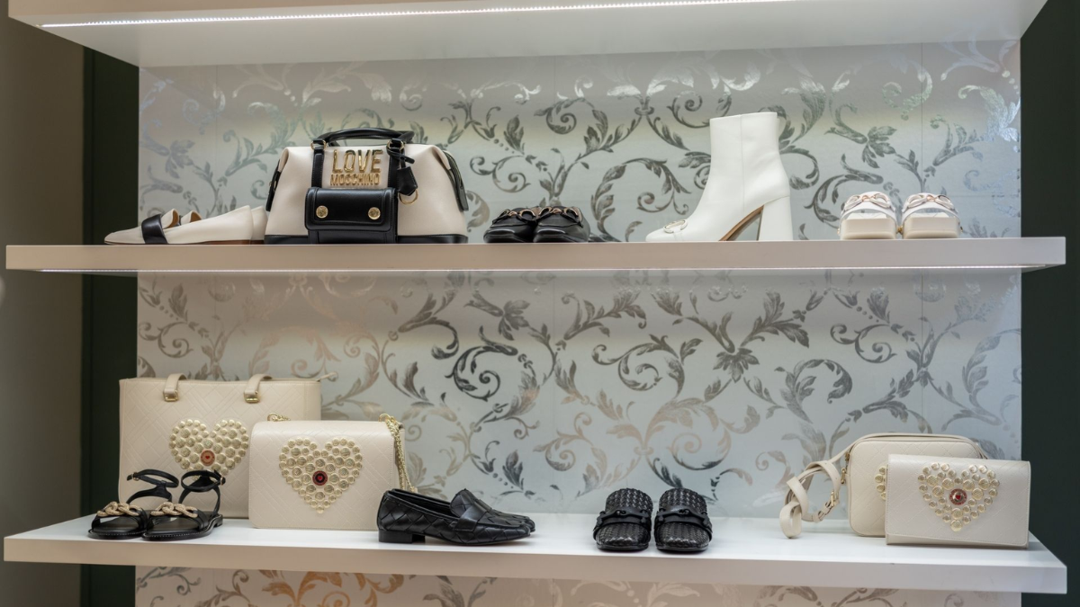 Hinh anh 6: Tui hieu Love Moschino co duoc lam bang da that khong?