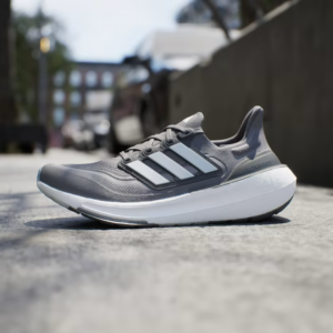 Giay Adidas Ultraboost Light 'Grey Four' IE1770