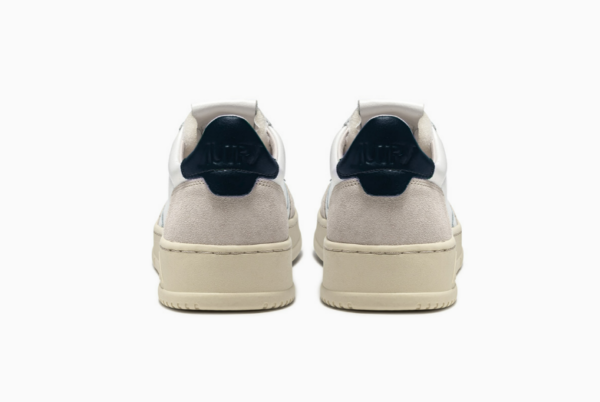 Giay Autry Medalist Low Leather Suede 'White Blue' AULW-LS28
