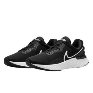 Giay Nike React Miler 3 'Black White' DD0490-001