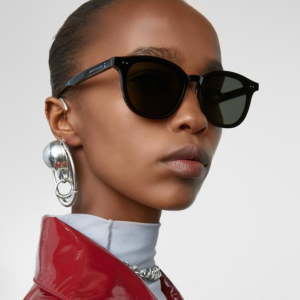 Kinh Gentle Monster Lang 01 'Black'