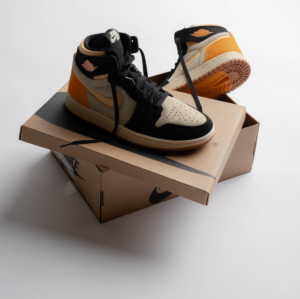 Giay Nike Air Jordan 1 High Zoom Comfort 2 'Vivid Orange' DV1307-100