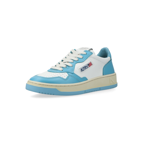 Giay Autry Medalist Low 'Light Blue White' AULW-WB08