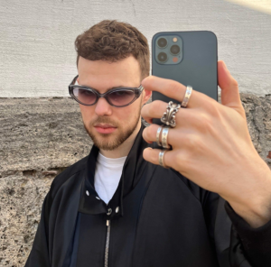 Kinh Gentle Monster Molto GC5 'Grey'