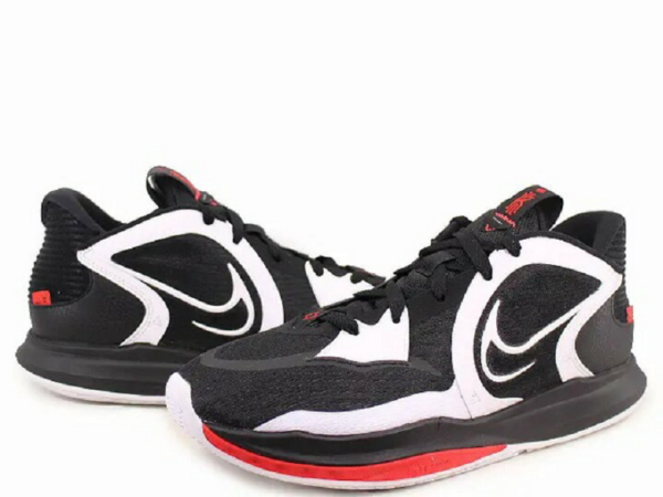 Giay Nike Kyrie Low 5 'Dominoes' DJ6014-001