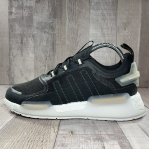 Giay Adidas NMD V3 'Core Black' GY4189