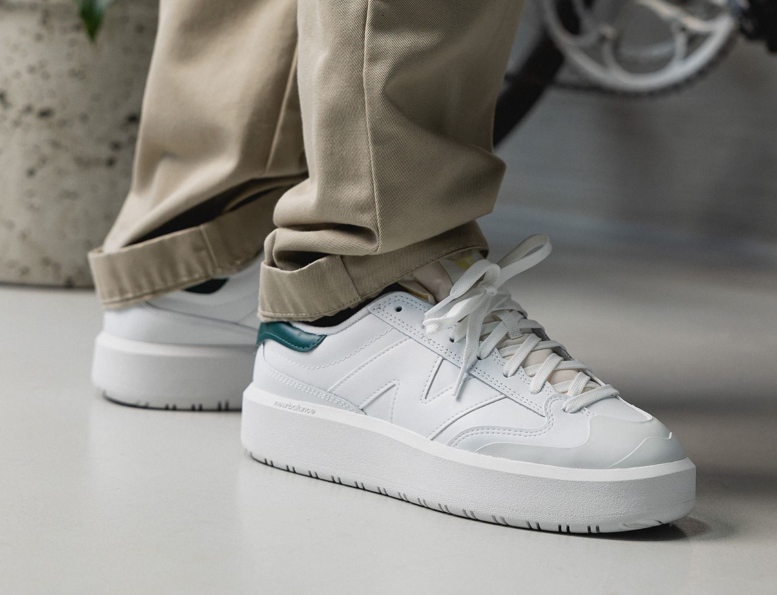 Hinh anh 4: New Balance: Nhung phu kien thoi trang dang so huu trong he nay