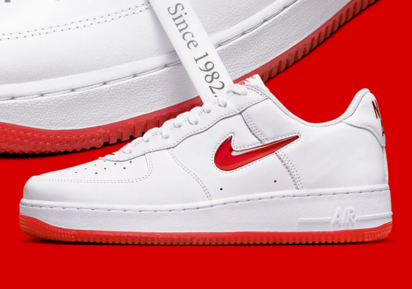 Giay Nike Air Force 1 'Colour Of The Month' FN5924-101
