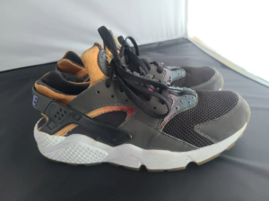 Giay Nike Air Huarache 'SD Run Rainbow' 724764-005