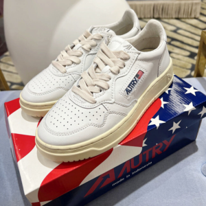 Giay Autry Medalist Low Leather 'White' AULW-LL15