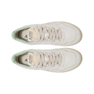 Giay Autry Medalist Low 'White Light Blue' AULW-SP06