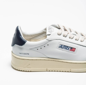 Giay Autry Dallas Low 'White Blue' ADLM-NW05