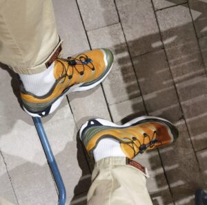 Giay Salomon x And Wander XT-6 'Golden Oak' L47083200