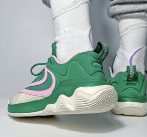Giay Nike Giannis Immortality 3 EP 'Green Pink' DZ7534-300