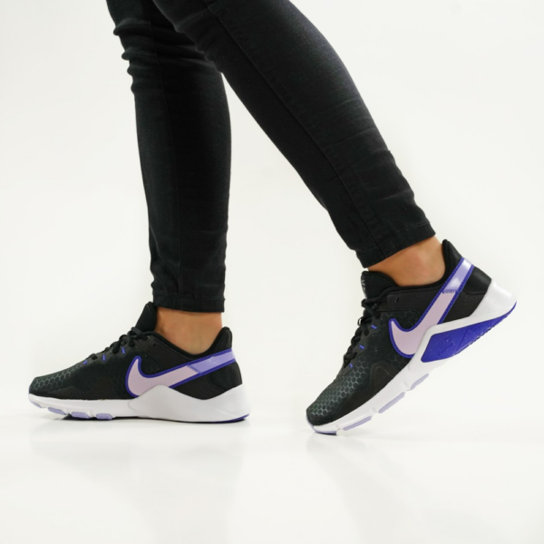 Giay Nike Legend Essential 2 'Black Light Thistle' CQ9545-009