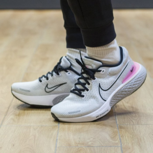 Giay Nike ZoomX Invincible Run Flyknit 2 'Light Smoke' DH5425-101