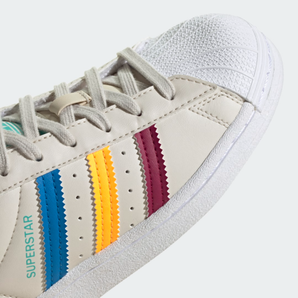 Giay Adidas Superstar J x Disney 'Sneakerella' GY7236