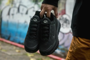 Giay Nike Air Max Pulse 'Black' DR0453-003