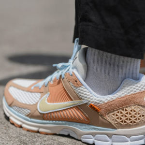 Giay Nike Zoom Vomero 5 'Have a Nike Day' FN8889-181